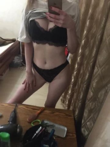 Полина Крапивинский